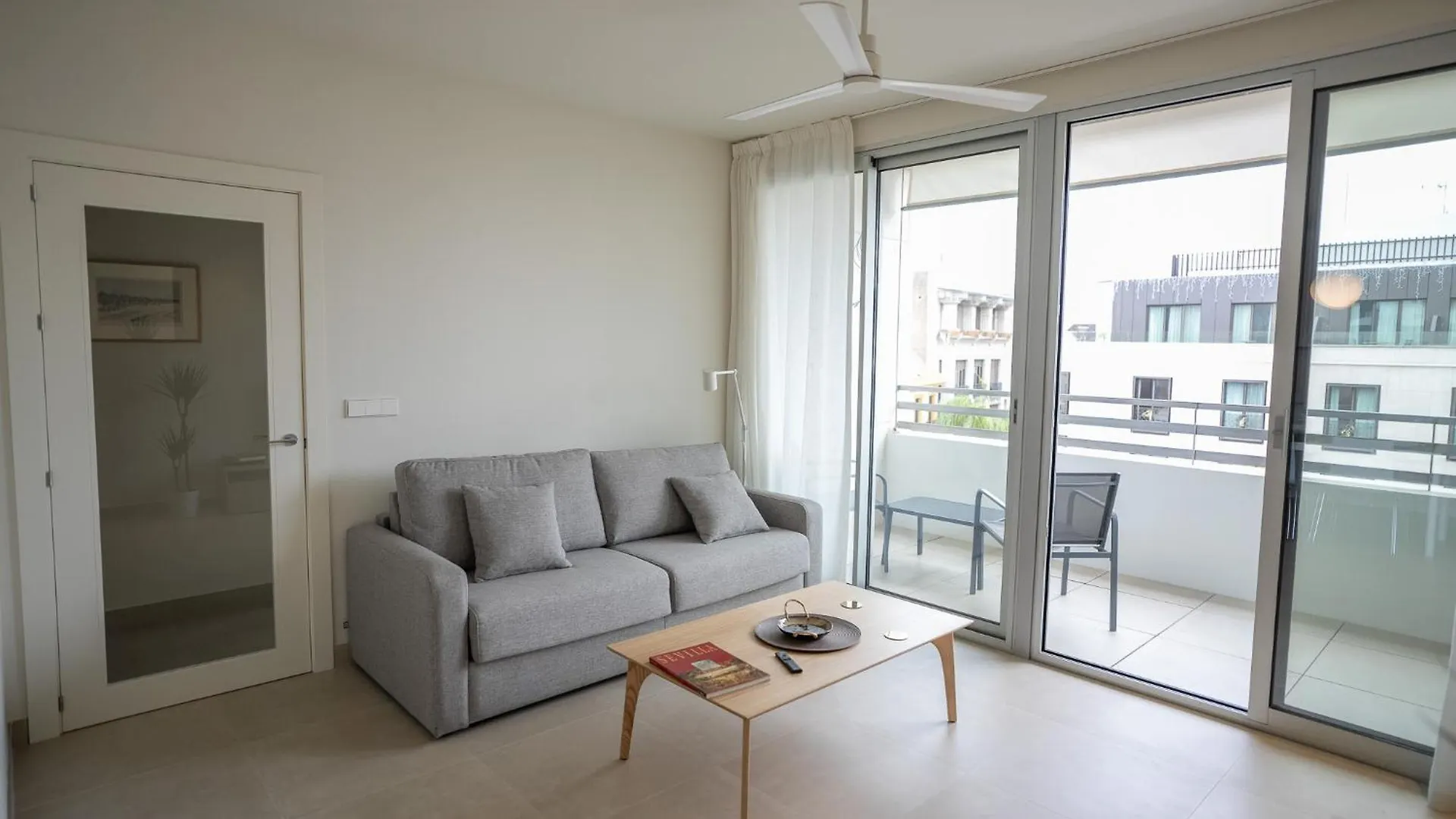 Casas De Sevilla - Apartamentos Magdalena Plaza Habitats スペイン